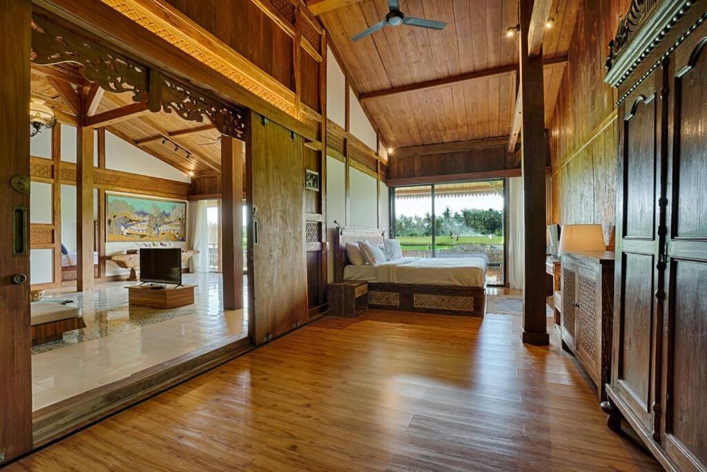 Villa An Unique 3 Bdr Overlooking Rice Paddies Ubud (Bali)